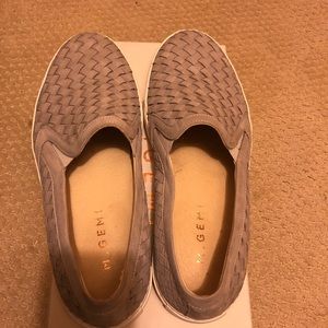 Beautiful and super comfortable soft nubuck grey leather sneakers.